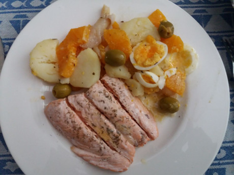 Hoy para comer acelgas hervidas y chuletón de vaca gallega vieja con seis semanas de maduración en cámara 30