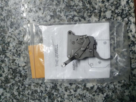 Disparador jawell de tiro ,válido para bergara hmr y remintong 700,está casi sin uso unos 30 disparos,250 02