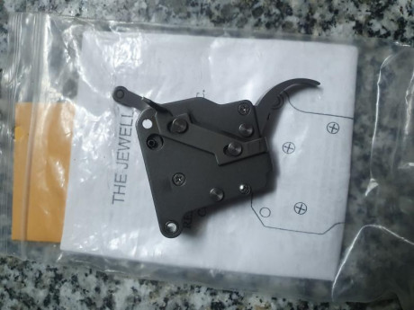 Disparador jawell de tiro ,válido para bergara hmr y remintong 700,está casi sin uso unos 30 disparos,250 01