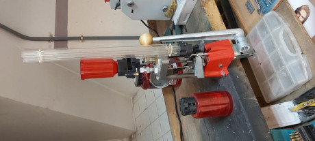 Vendo prensa progresiva Lee pro 1000 en prefecto estado. La vendo por no usar. Lo único q le falta es 02