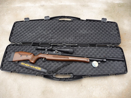 Vendo carabina pcp Hatsan BT65 SW cal.4.5 en perfecto estado (550€), como nueva, con moderador (50€), 01