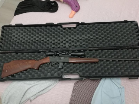 Se vende carabina calibre 22, marca Anschutz modelo 525. Se incluye visor 3-9x40 y maleta rígida de transporte. 00