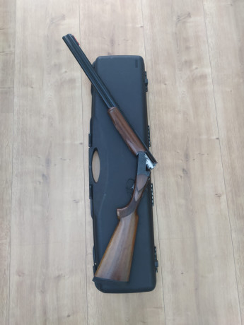 Se vende escopeta superpuesta Antonio Zoli y Gardone, del calibre 12/70, expulsora, de 71 cm de cañón, 01