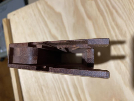 Se vende o cambia,empuñadura original en madera nueva  y  1 cargador S/W 22A
 Precio 75€ 00