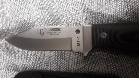Vendo este cuchillo cudeman mt1 , no se a usado nunca cachas en micarta negra.  esta en Valencia , precio 00