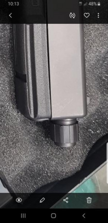 Glock 17 4 gen cañón roscado , impecable , solo estrenada,  todavia tiene la grasa original , más corredera 10