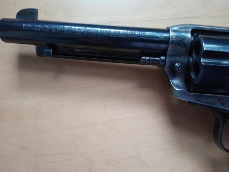 Hola compañeros ,vendo revólver Ruger Vaquero calibre 45 LC. de 5 pulgadas y media , guiado en F, 
 se 10