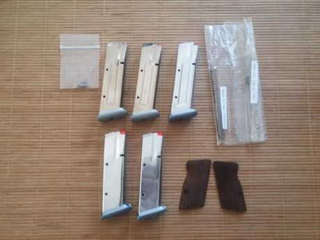 Vendo esta fantástica Tanfoglio Custom limited.  Está nueva, en 9mm habré tirado 600-700 tiros y en 40mm 00