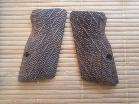 Vendo esta fantástica Tanfoglio Custom limited.  Está nueva, en 9mm habré tirado 600-700 tiros y en 40mm 11