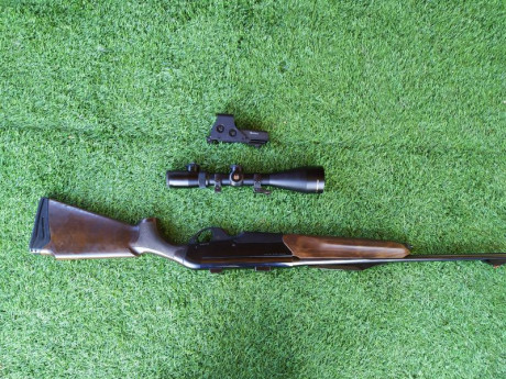 El equipo se compone de un rifle 30.06 Benelli Argo con monturas desmontables Apel y visor Nikon Monarch 31