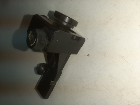 Pues lo que dice el anuncio. Vendo diopter gamo para carril de 11 mm. 
Logicamente no es nuevo. Presenta 00