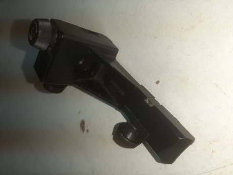 Pues lo que dice el anuncio. Vendo diopter gamo para carril de 11 mm. 
Logicamente no es nuevo. Presenta 11