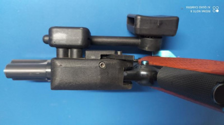 Vendo 
-Uncle Mike's de 19 ltr, 5 bolsillos interiores en tres compartimentos diferentes yfunda individual 12