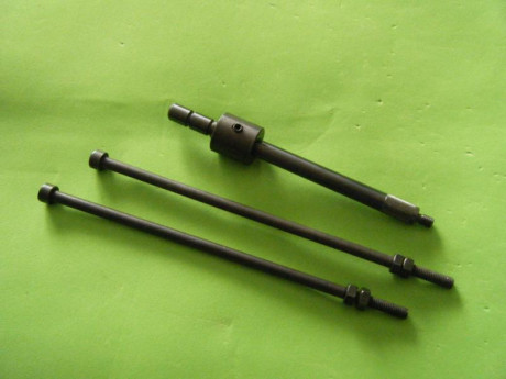 Se vende el siguiente lote de piezas de tiro, que he encontrado al hacer limpieza:
LA CACHA DE S&W 02