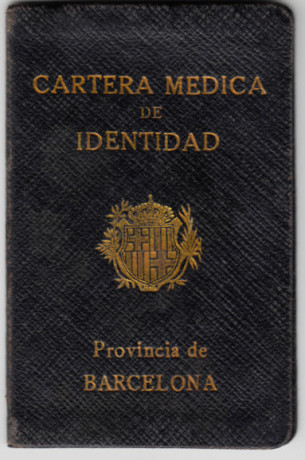  EN RECUERDO Y HOMENAJE A LOS QUE YA NO ESTÁN. 

Si pones en  GOOGLE    PASAPORTES EN LA MEMORIA   da 130