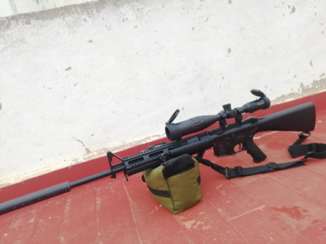 Vendo magnífica replica de m16 RIS convertida a tirador selecto.
Es de la marca ICS, comprada nueva y 11