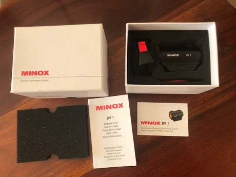 Se ofrece magnifico  punto rojo MINOX RV-1 nuevo, comprado y vendida el arma, me quede con el minox sin 00