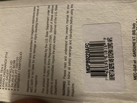 Vendidos, gracias. 
 
Vendo dos cargadores marca Mec-gar para Beretta 92/storm de capacidad 20 cartuchos. 01