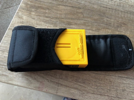 Vendo Timer speed 3000. Tiene rota la solapa de colgar en cinturón. Incluye funda negra para colgar.

Precio 11
