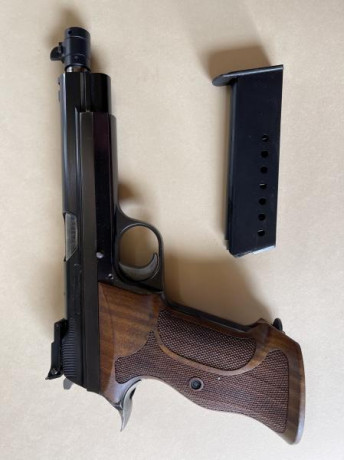 VENDIDA.  SIG P210-5 Target Heavy Frame , Cal.  9 mm Para
En perfecto estado , con cachas Nill , se adjuntan 02