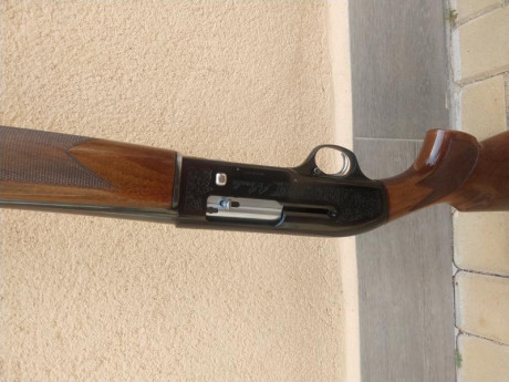 Bereta repetidora con cañon SIN BANDA original 71 cm choke de 3* anima 18'3, ligera, el cañon pesa 860 01