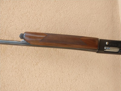 Bereta repetidora con cañon SIN BANDA original 71 cm choke de 3* anima 18'3, ligera, el cañon pesa 860 12