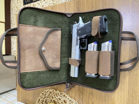SPS World Custom, calibre 9mm, cañón de 6" idóneo para tiro de precisión, con dos cargadores y su 01