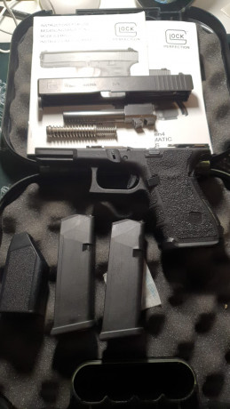 Vendo Glock 19 4gen, en perfecto estado.
Prácticamente sin uso, guiada en A como arma particular.
Se entrega 01