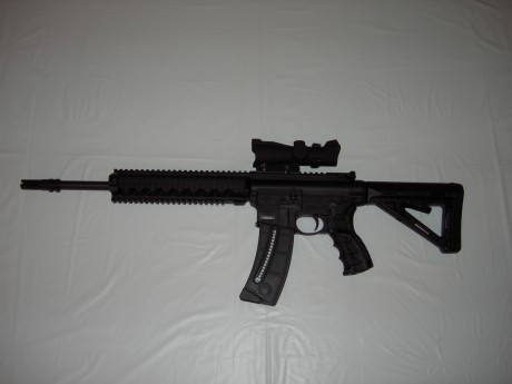 Compañeros ya me ha llegado mi carabina S&W MP15-22 y solo puedo decir una cosa ¡¡ GENIAL¡¡ , despues 72