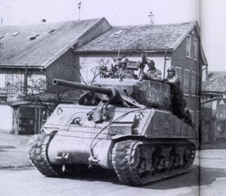 os quiero poner un estudio sobre las versiones de este emblemático carro...la idea es ir poniéndoos fotos 60