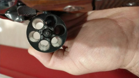 Buenas vendo mi llama M-87, la misma que la M-82 pero adaptada para IPSC y precisión, el arma esta en 11