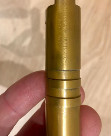 Un amigo me ha pedido que se la anuncie. 1800€. Dos cañones shuemann en 9mm los dos. uno con 500 tiros 01