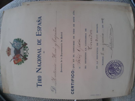 Diploma que otorga la categoría de Tirador en la distancia de 300 metros en 1917 al Capitán Felix Ojeda 00