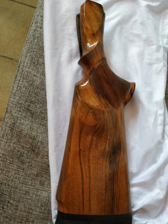 Un compañero vende una culata 02