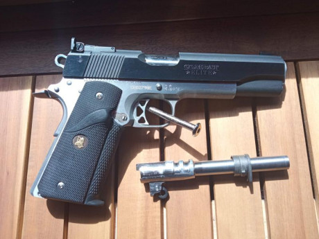 Pongo a la venta mi: 

COLT COMBAT ELITE 38 SUPERAUTO 5 PULGADAS Y CAÑON ADICIONAL 9 mm luger

Tiene un 01