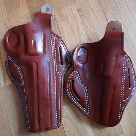 Vendo fantásticas fundas de auténtico cuero, hechas a mano   Para revólver S&W de 4 y 6”.  80€ puestas 02