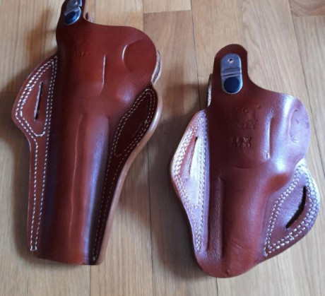 Vendo fantásticas fundas de auténtico cuero, hechas a mano   Para revólver S&W de 4 y 6”.  80€ puestas 01