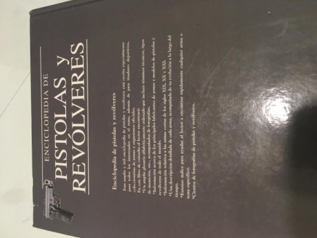 Tengo piecerio vario que ya no voy a dar uso de una llama M82 pasadores,muelles,rampones, agujas, martillo,uña 31