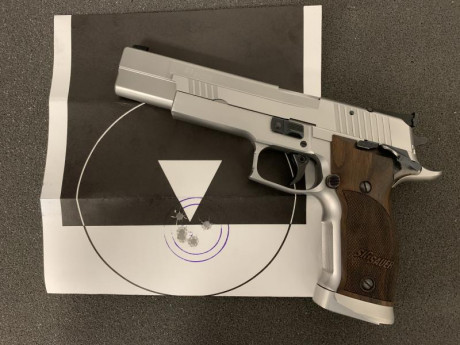 Buenos días,

Pongo a la venta esta fantástica SIG Sauer XSIX P226S de 9mm.

 *SE VENDE SIG SAUER P226S 00