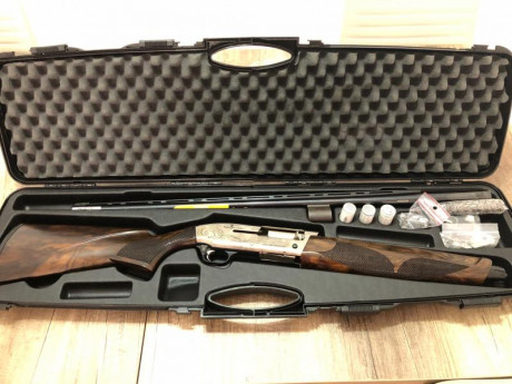 VENDO BROWNING GOLD FUSION CALIBRE,12,NUEVA A ESTRENAR,NI UN SOLO DISPARO,TODAVÍA TIENE LOS ADHESIVOS 00