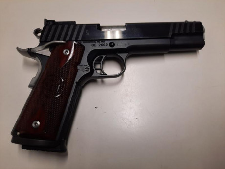 RESERVADA   Vendo esta excelente arma de precisión en estado extraordinario, por necesitar espacio en 31