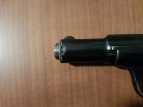 Vendo Astra 300, calibre 9 Cto. Pavón original, perfecto estado mecánico, con tres cargadores uno cromado 31