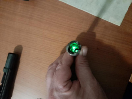 Vendo Astra 300, calibre 9 Cto. Pavón original, perfecto estado mecánico, con tres cargadores uno cromado 41