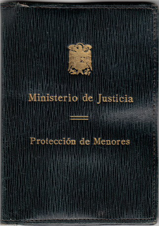  EN RECUERDO Y HOMENAJE A LOS QUE YA NO ESTÁN. 

Si pones en  GOOGLE    PASAPORTES EN LA MEMORIA   da 20
