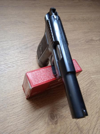 Pistola SAVAGE modelo 1907, en impecable estado. Guiada en F.
Calibre 7´65, cañón giratorio, la primera 22