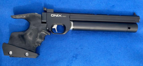 Hola:
He diseñado una empuñadura anatómica para la Onix Sport.
Es una empuñadura talla M, diseñada e impresa 01