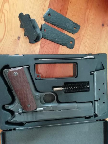 Hola compañeros,
pongo a la venta esta estupenda Nornico 1911 A1 45ACT en 400€, gastos de envío incluidos.
Adjunto 00
