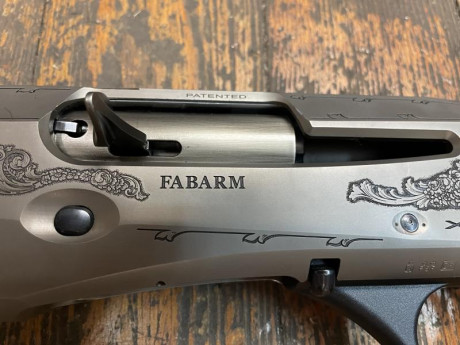 Vendida, gracias 

Vendo escopeta semiautomática para zurdo, marca Fabarm modelo XLR5.

650€ 01