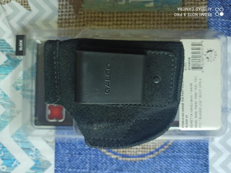 Hola a todos
Vendo kahr pm9, subcompacta, hasta ahora la más pequeña en 9mm parabelum.
Con 4 cargadores, 11