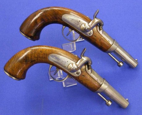 Voy a colocar unas fotos de un arma larga alemana de llave de mecha del siglo XVI. 130